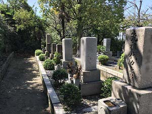 久々知西墓地（尼崎市）のお墓