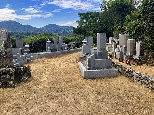 大道池墓地（淡路市）のお墓