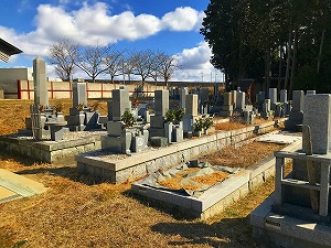 岩岡宮近墓地（神戸市西区）のお墓