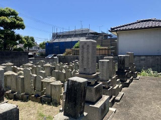 北在家東 祠墓地（加古川市）のお墓
