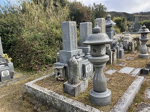下司大池墓地（淡路市）のお墓