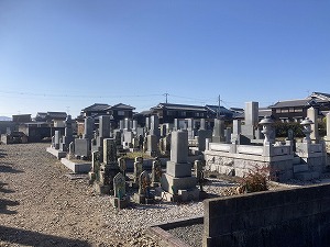 中野町墓地（加西市）のお墓
