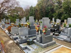 多田院墓地（川西市）のお墓