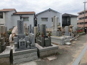 塚口本町霊園（尼崎市）のお墓