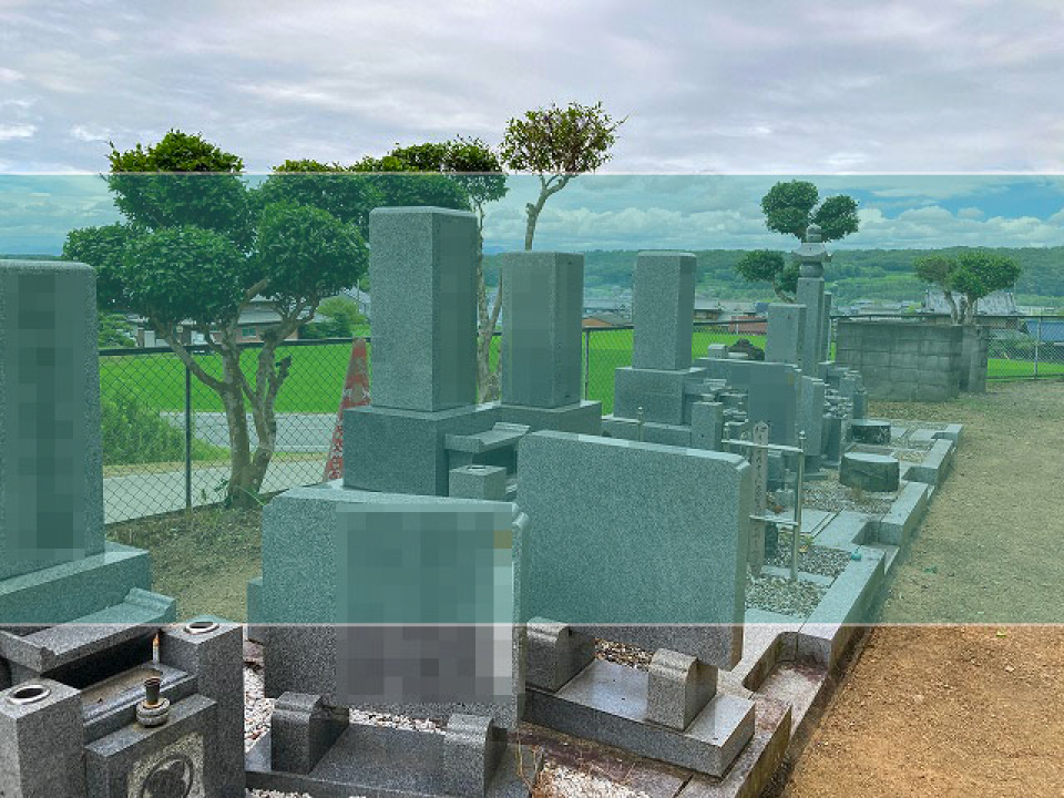 小田町共同墓地の墓地風景