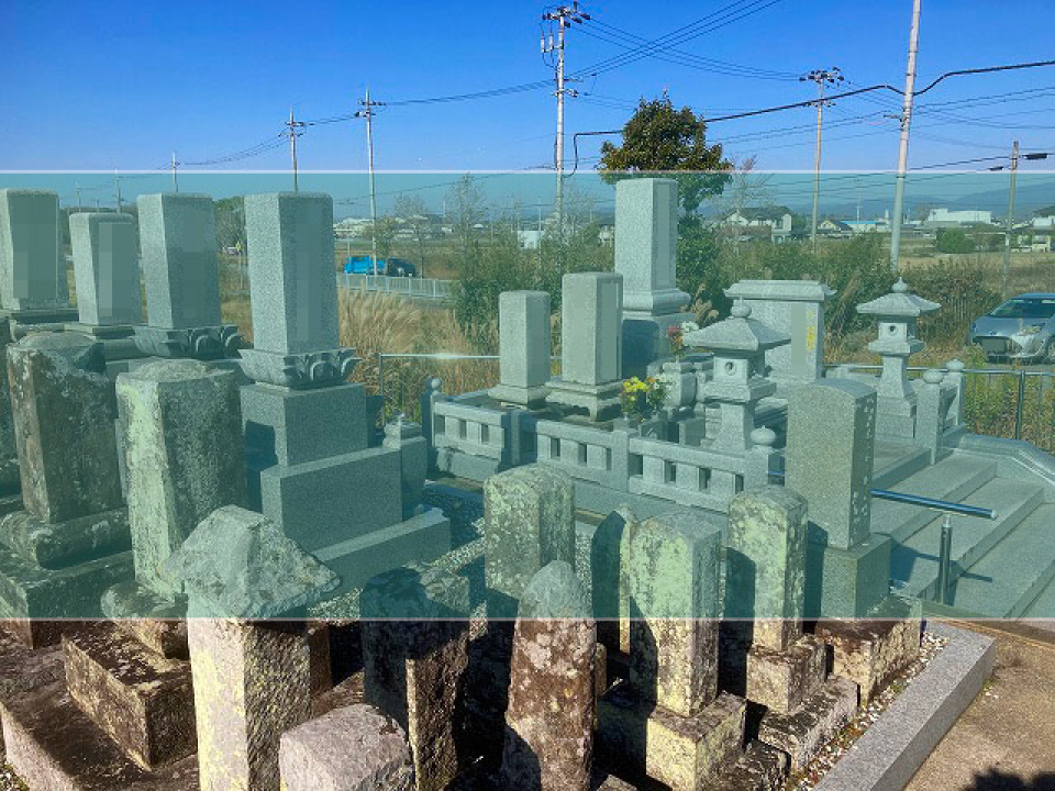 桑原田町墓地の墓地風景